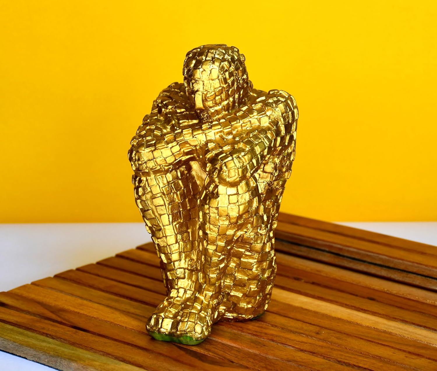 ESPLANADE Resin Thinking Man Statue Showpiece for Home Decor Living Room Ð 7in Abstract Sculpture, Elegant Modern Art Office Desktop DŽcor, Nordic Thinker