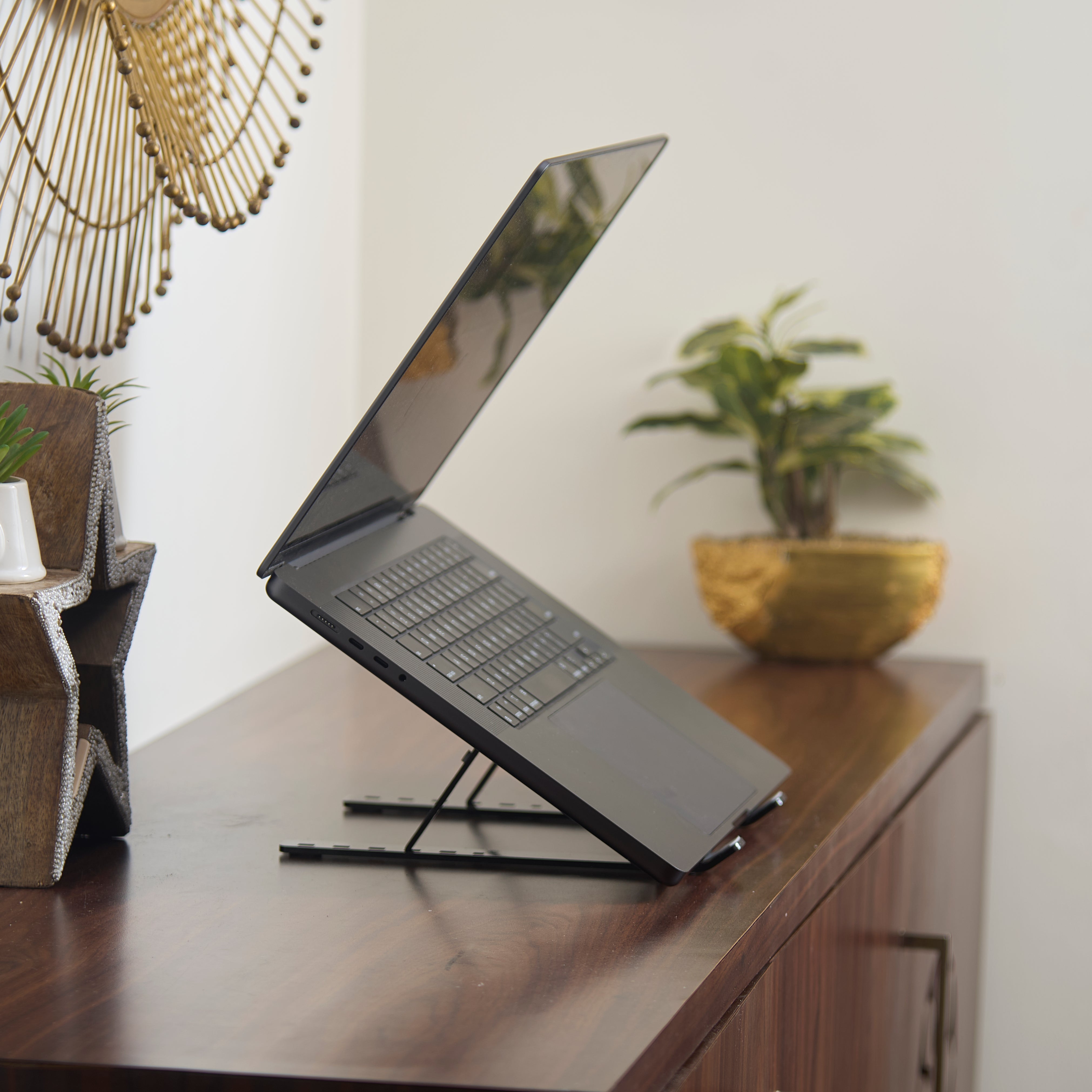 IVEI Laptop Stand for Overheating Protection - Portable, Adjustable & Foldable | Laptop Stand for Office Desk, Home Office, Table, Bed, Travel - Lightweight Aluminium Alloy Tabletop