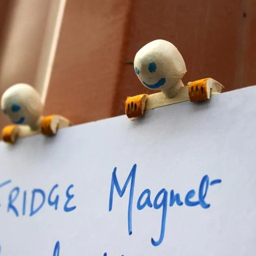 IVEI Utility Fridge Magnet with a Dry Erase Board - Budget Gifts - Unique Ideas - whiteboard (Peeping Figures, Yellow)